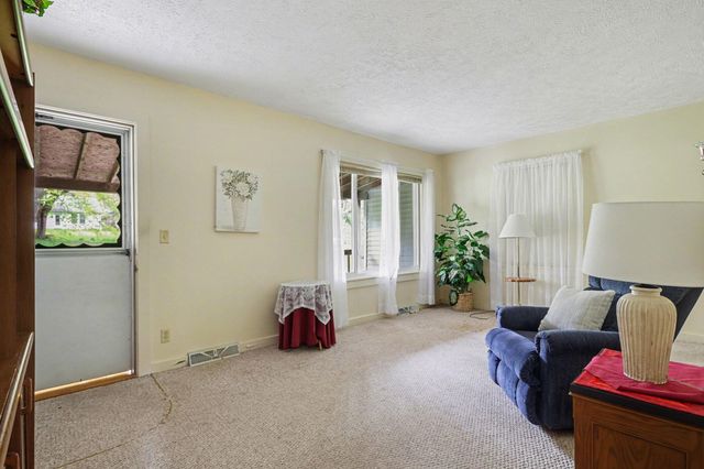 4922 W Paradise Road, Battle Creek, MI 49015