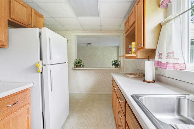 4922 W Paradise Road, Battle Creek, MI 49015