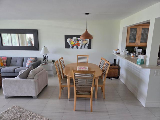 1831 Sabal Palm Drive 303, Davie, FL 33324