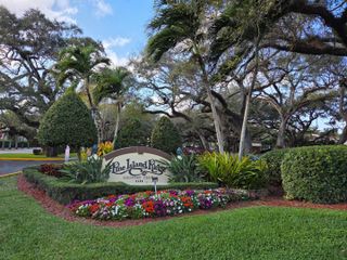 1831 Sabal Palm Drive 303, Davie, FL 33324