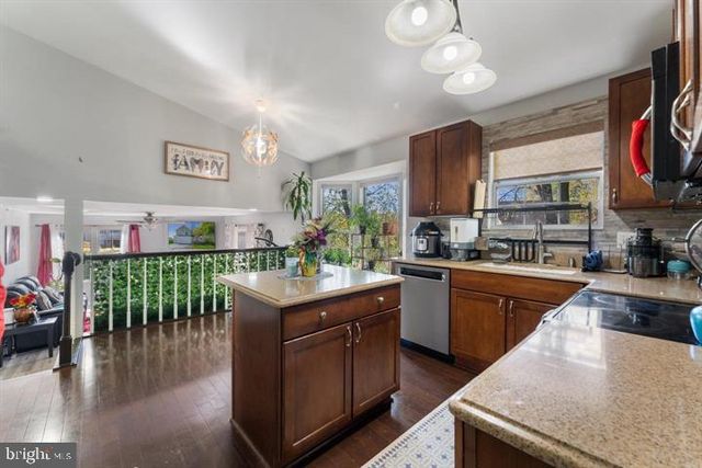 3469 LACROSSE CT, Woodbridge, VA 22193