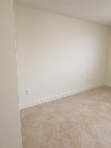 6980 NW 186TH Street 3-523A, Hialeah, FL 33015
