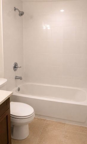 6980 NW 186TH Street 3-523A, Hialeah, FL 33015