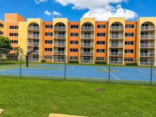 6980 NW 186TH Street 3-523A, Hialeah, FL 33015