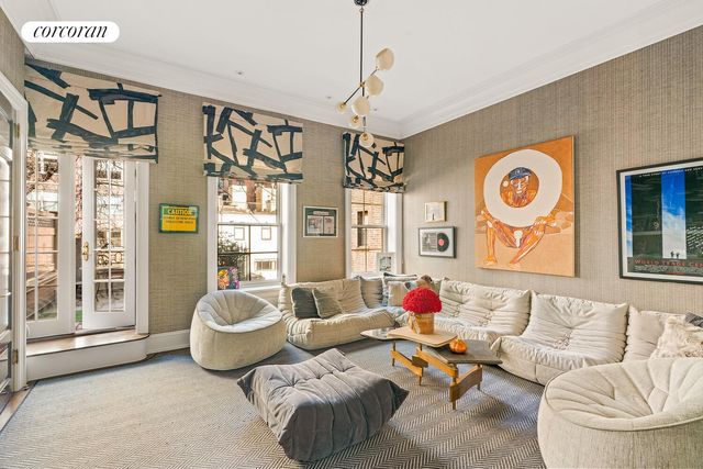 123 E 71ST Street, New York City, NY 10021