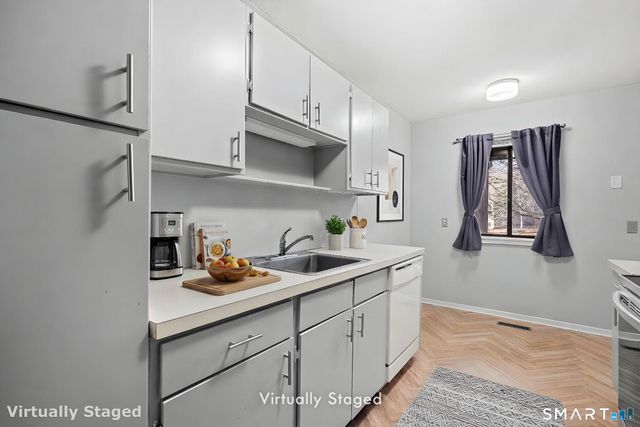 151 Heritage Village B, Southbury, CT 06488