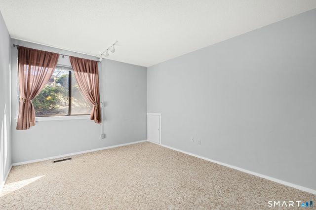 151 Heritage Village B, Southbury, CT 06488