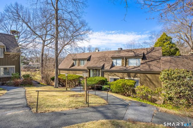 151 Heritage Village B, Southbury, CT 06488