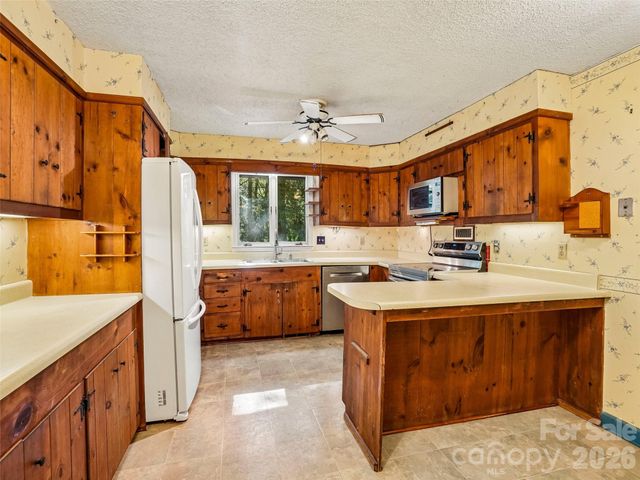 114 Overlook Road, Asheville, NC 28803