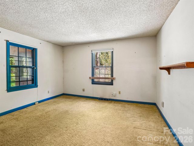 114 Overlook Road, Asheville, NC 28803
