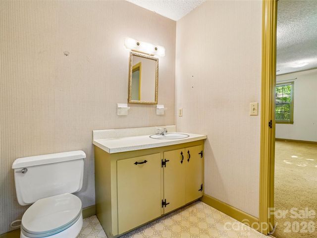 114 Overlook Road, Asheville, NC 28803