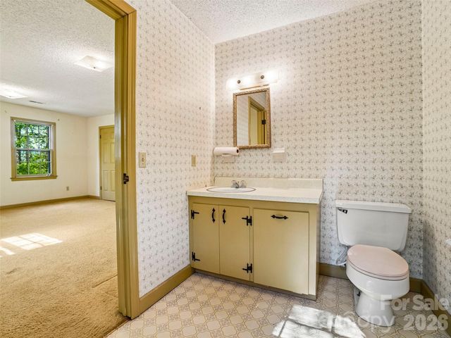 114 Overlook Road, Asheville, NC 28803