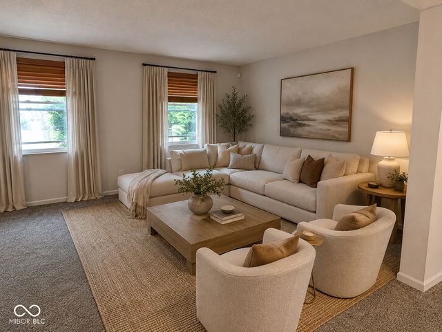 525 N Greenbriar Drive, Greenwood, IN 46142