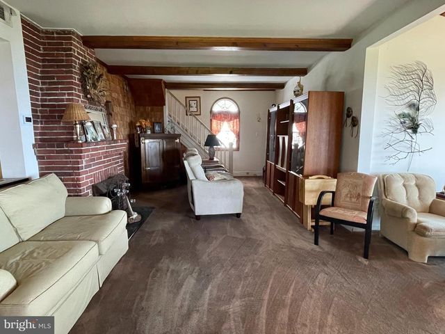 4727 OAK RD, Shady Side, MD 20764
