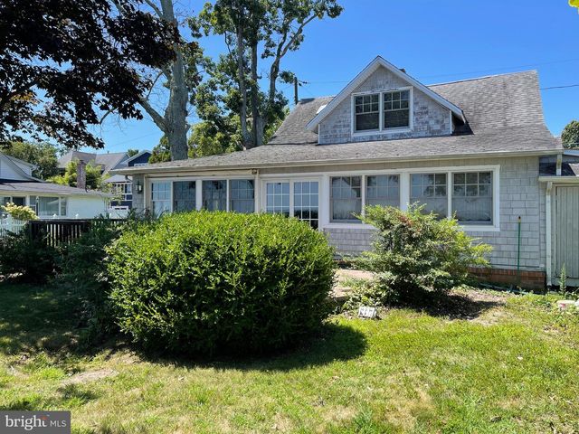 4727 OAK RD, Shady Side, MD 20764