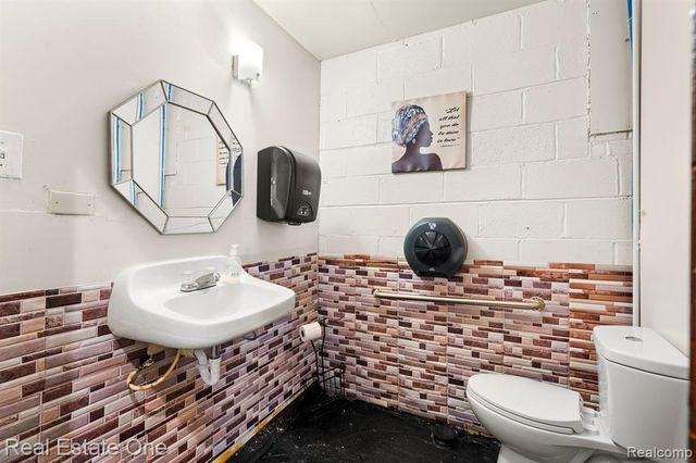 5341 E Nevada Street, Detroit, MI 48234