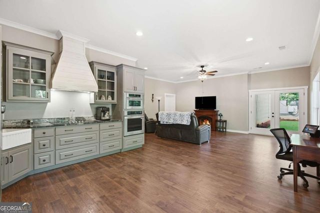 420 Thompson Creek Park Road, Dawsonville, GA 30534