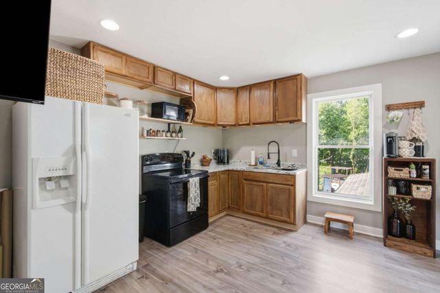 420 Thompson Creek Park Road, Dawsonville, GA 30534