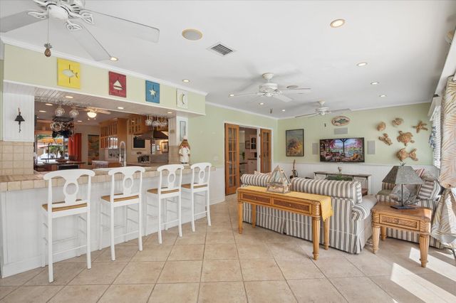 5900 SW 18th Street, Plantation, FL 33317