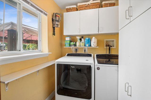5900 SW 18th Street, Plantation, FL 33317