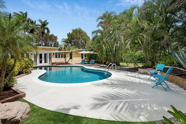 5900 SW 18th Street, Plantation, FL 33317