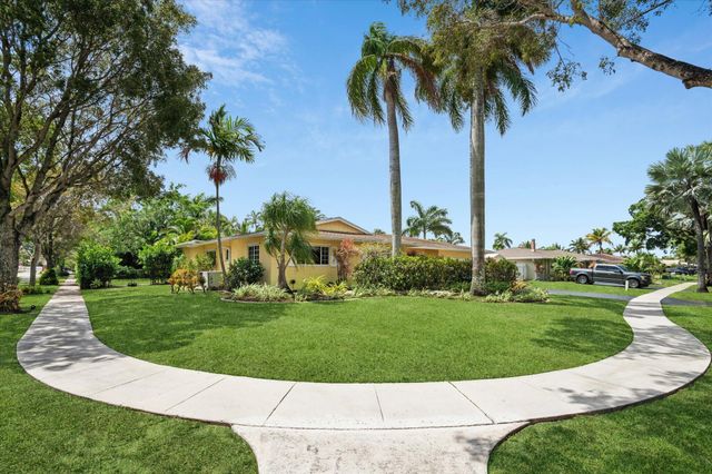 5900 SW 18th Street, Plantation, FL 33317