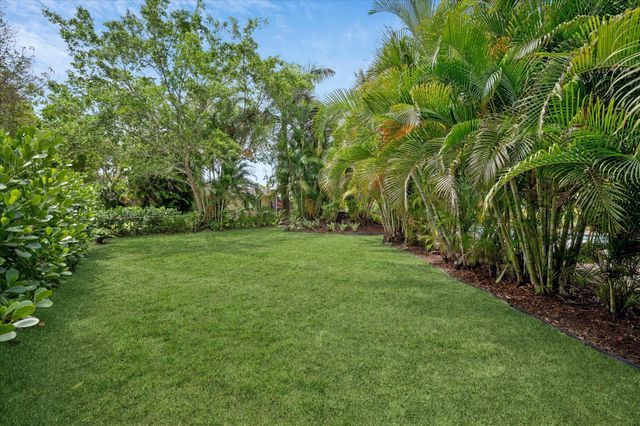 5900 SW 18th Street, Plantation, FL 33317