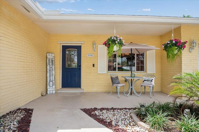 5900 SW 18th Street, Plantation, FL 33317