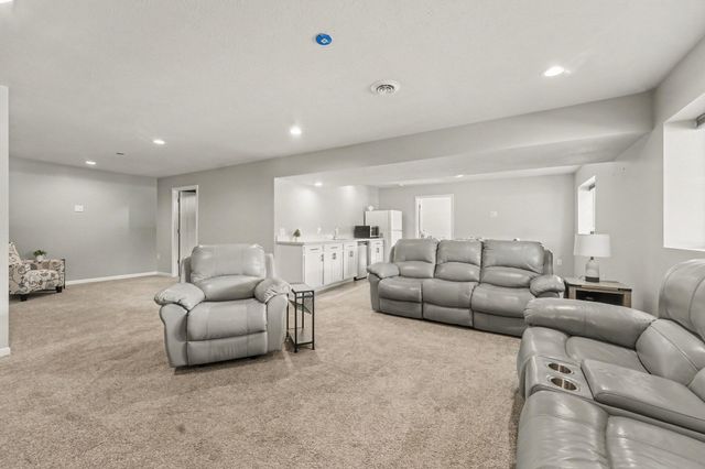 7450 19 Mile Road NE, Sand Lake, MI 49343