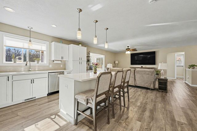 7450 19 Mile Road NE, Sand Lake, MI 49343