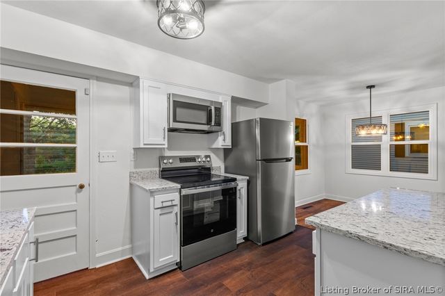 1430 Tunnel Mill Road, Charlestown, IN 47111