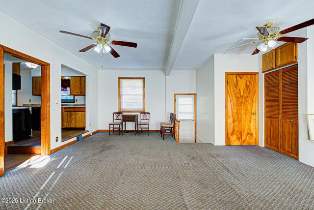 4822 Dover Rd, Louisville, KY 40216