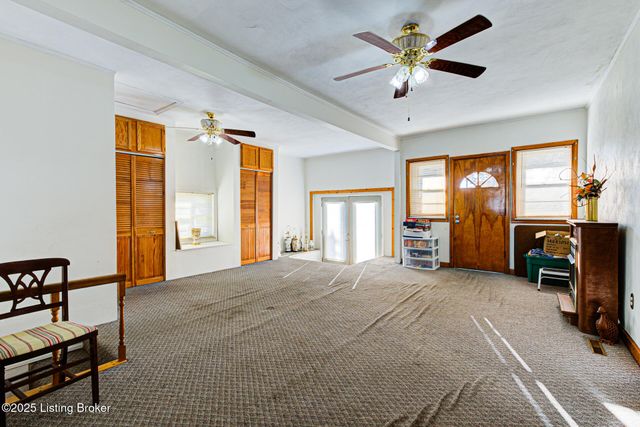 4822 Dover Rd, Louisville, KY 40216