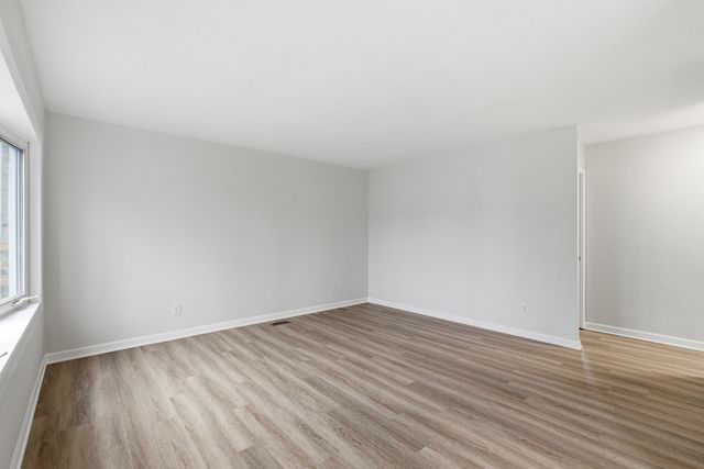 1914 215th Place, Sauk Village, IL 60411