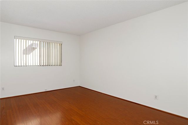 5403 Newcastle Avenue 28, Encino, CA 91316