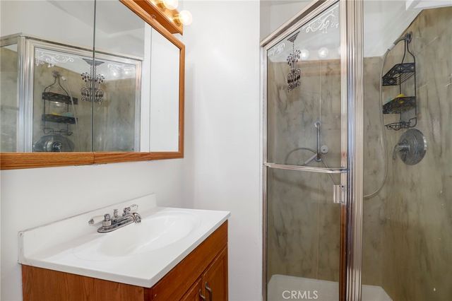 5403 Newcastle Avenue 28, Encino, CA 91316