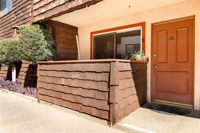 5403 Newcastle Avenue 28, Encino, CA 91316