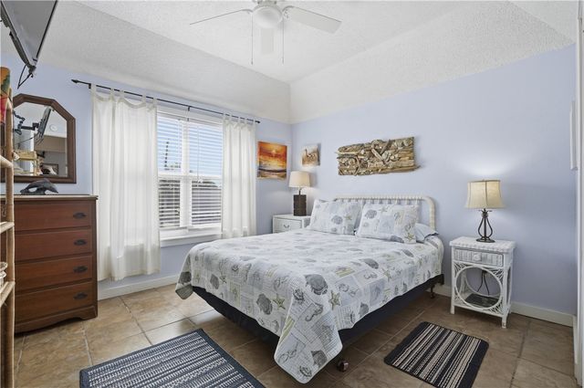 701 La Juana Ct, Port Aransas, TX 78373