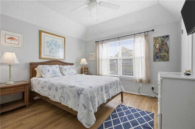 701 La Juana Ct, Port Aransas, TX 78373