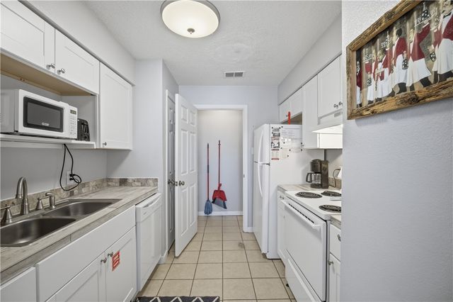 701 La Juana Ct, Port Aransas, TX 78373