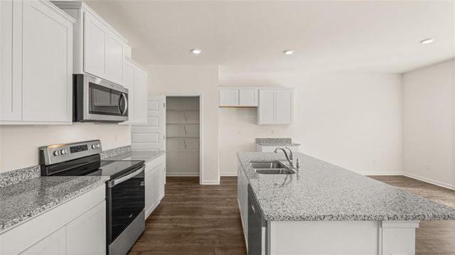 11959 Aukerman Way, Hampton, GA 30228