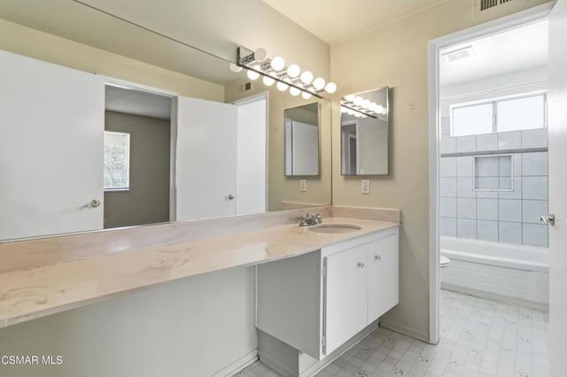 2253 Grafton Street, Simi Valley, CA 93063