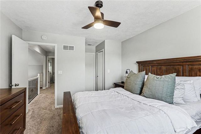 6202 RENE Street, Shawnee, KS 66216