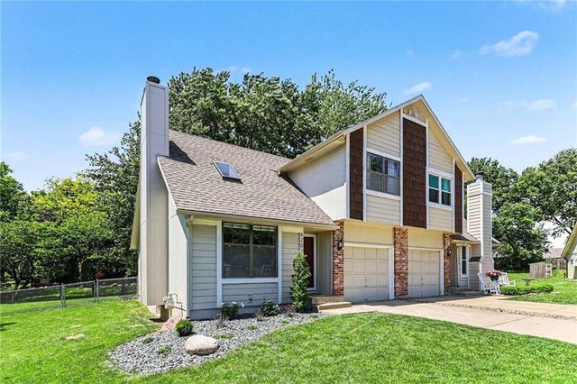 6202 RENE Street, Shawnee, KS 66216
