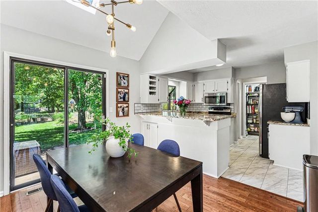 6202 RENE Street, Shawnee, KS 66216