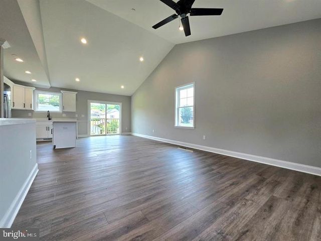 269 THOMPSON AVE E, Glen Burnie, MD 21060