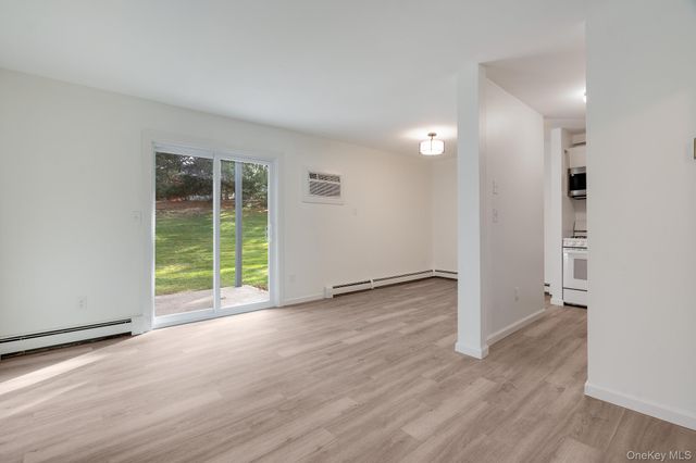 1 Locust Court C, Fishkill, NY 12524