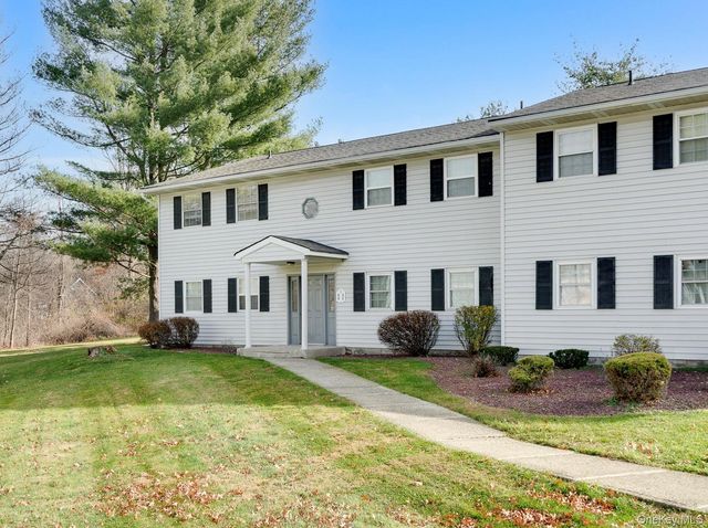 1 Locust Court C, Fishkill, NY 12524