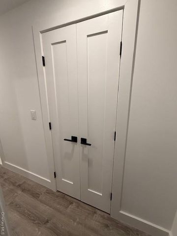 19 Bellport Lane 1, Bellport Village, NY 11713