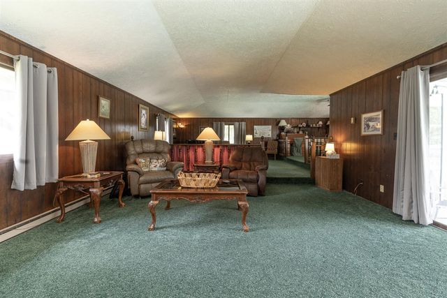 55081 Buckhorn Road, Three Rivers, MI 49093